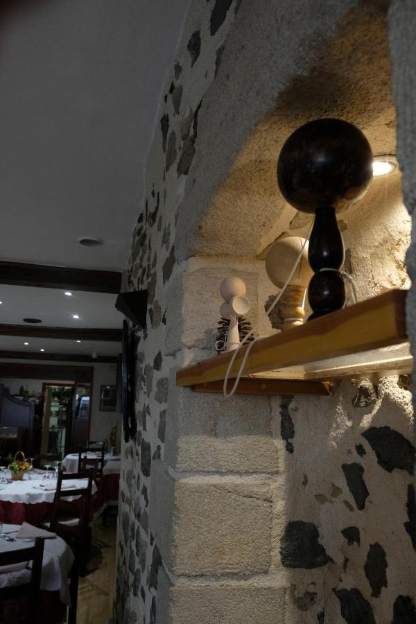 Le Bilboquet Hotel Le Puy-en-Velay Eksteriør billede